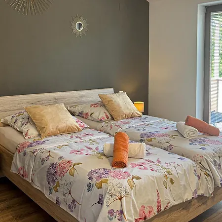 Casa vacanze Awesome In Malinska